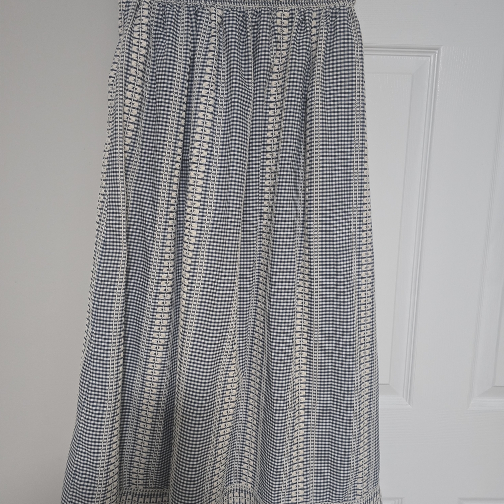 Max Studio Navy and Cream Maxi Skirt